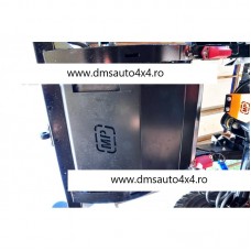 Scut rezervor Defender 110/130 ( <1999 ) negru